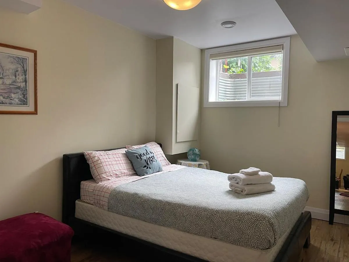 Spacious 6 Beds 3 Baths Home In Central Wifi Parking Ac Edmonton
